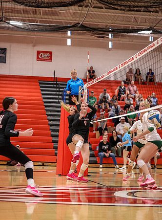 Centennial vs Mounds View Girls Varsity Volleyball 57