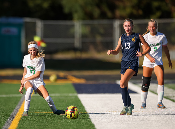 Mounds View vs Mahtomedi Girls Varisty Soccer 286