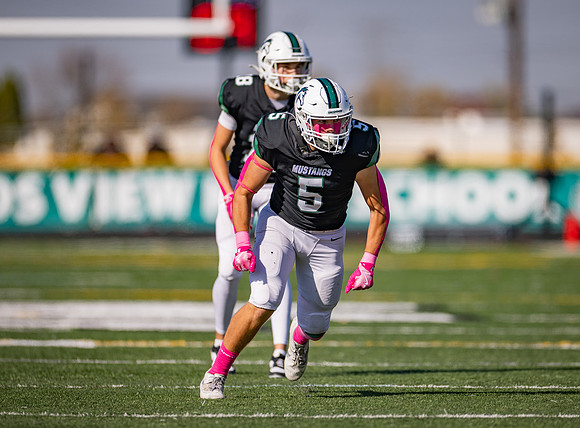 Mounds View vs STMA Varsity Football 232