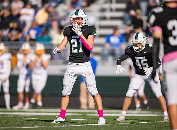 Mounds View vs STMA Varsity Football 294