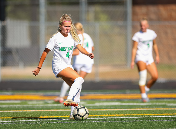 Mounds View vs Mahtomedi Girls Varisty Soccer 3