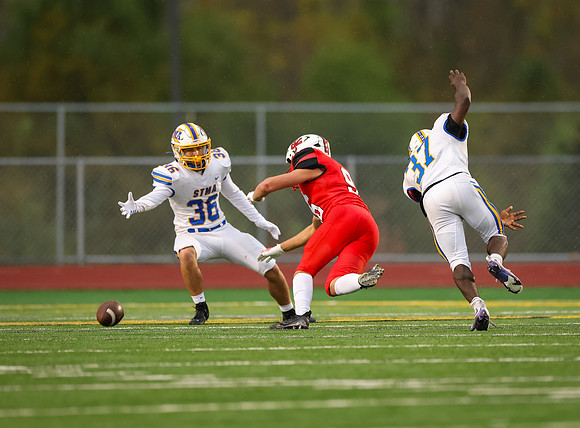 Centennial vs STMA JV Football 179