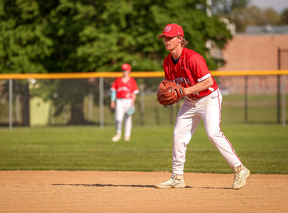 612 Centennial vs Eden Prairie 9th Grade Baseball Baseball