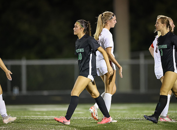 Mounds View vs Stillwater Varsity Soccer 159