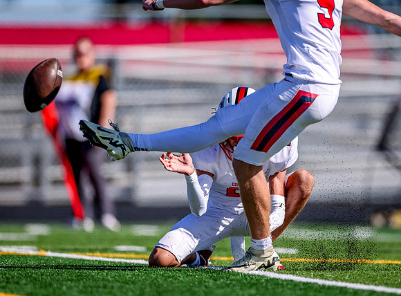 Centennial vs Coon Rapids Varsity Football 93