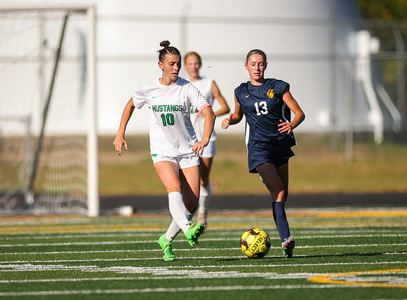 Mounds View vs Mahtomedi Girls Varisty Soccer 307
