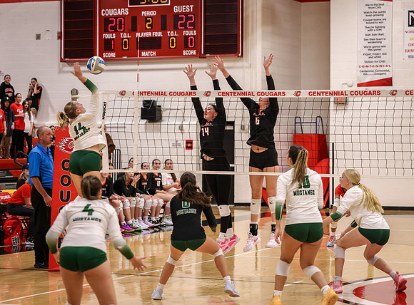 Centennial vs Mounds View Girls Varsity Volleyball 161