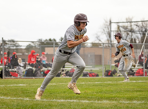 Forest Lake vs Duluth East Varsity Baseball 230