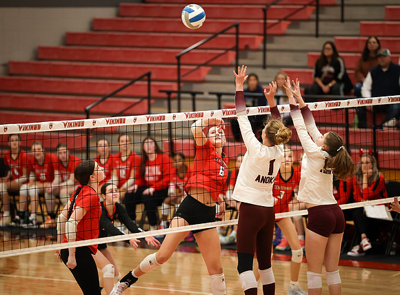 Centennial vs Anoka Girls Varsity Volleyball 325
