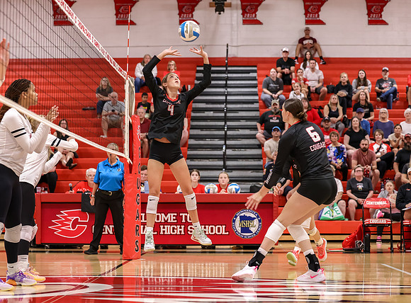 Centennial vs Coon Rapids Girls Varsity Volleyball 16