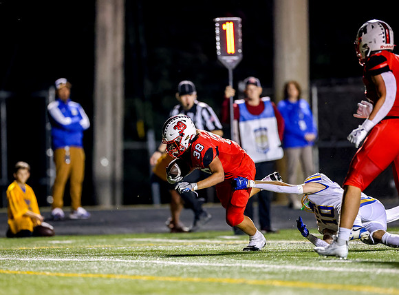 Centennial vs STMA Varsity Football 340