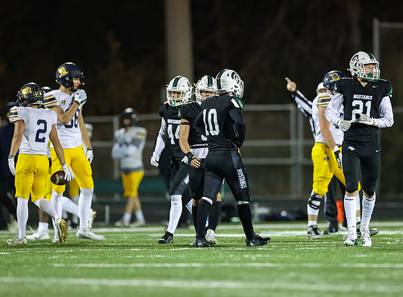 Mounds View vs Prior Lake Varsity Football 193