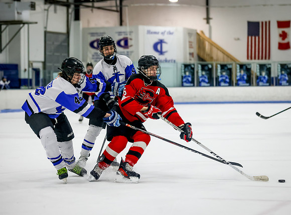 Centennial vs Cambridge Isanti Hockey 205