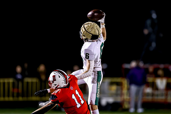 Centennial vs Rochester Mayo Varsity Football 231