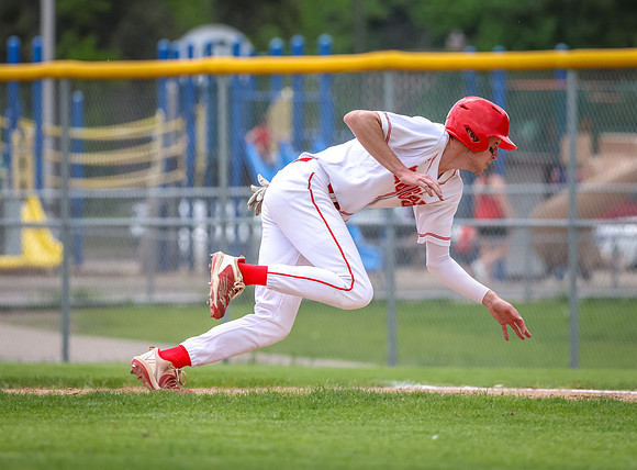 Centennial vs Mahtomedi Baseball 482