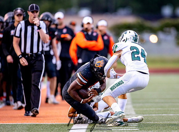Mounds View vs White Bear Lake Football 159