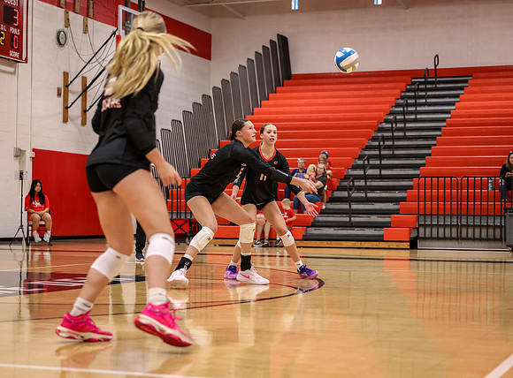 Centennial vs Mounds View Girls Varsity Volleyball 35