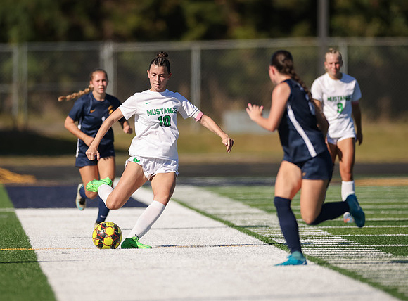 Mounds View vs Mahtomedi Girls Varisty Soccer 209