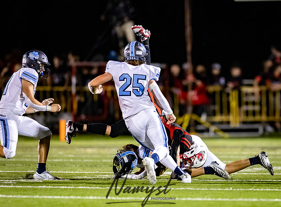 Centennial vs Blaine Varsity Football 215