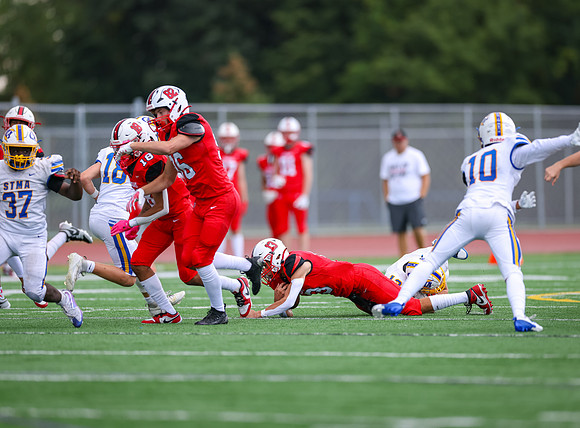Centennial vs STMA JV Football 219