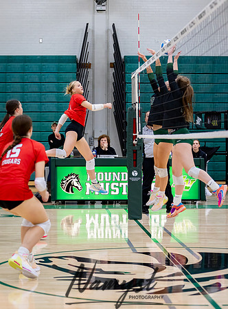 Centennial vs Mounds View Varsity Volleyball 86