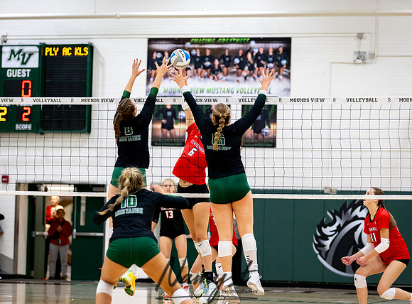 Centennial vs Mounds View Varsity Volleyball 89