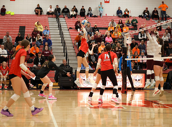 Centennial vs Anoka Girls Varsity Volleyball 280