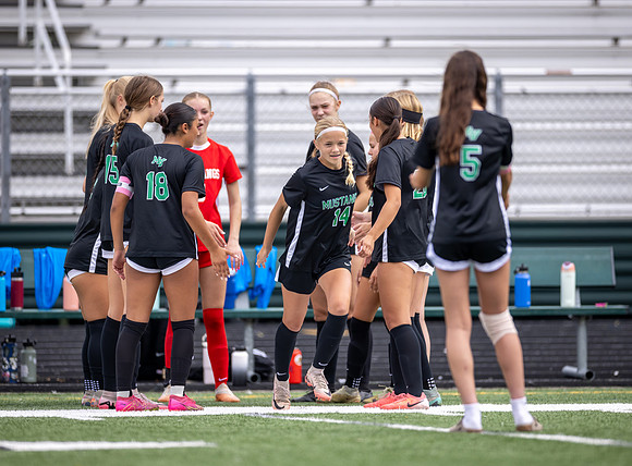 Mounds View vs Blaine Varsity Soccer 56