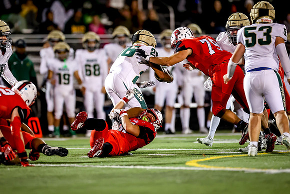 Centennial vs Rochester Mayo Varsity Football 220