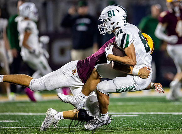 Forest Lake vs Mounds View Varsity Football 220