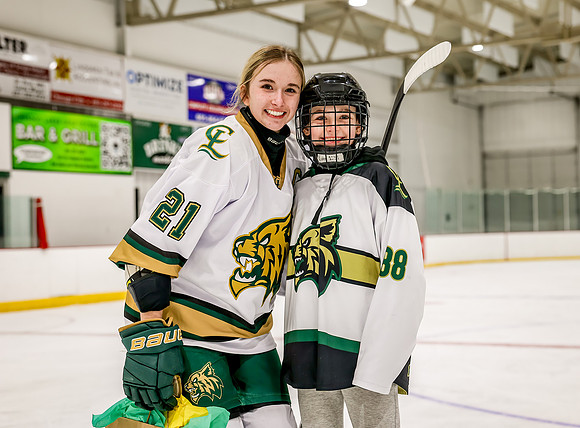 Chisago vs River Lake Stars Varsity Hoc 22