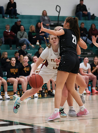 Mounds View vs Forest Lake Varsity Basketball 208