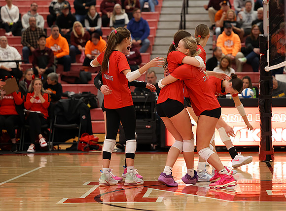 Centennial vs Anoka Girls Varsity Volleyball 384
