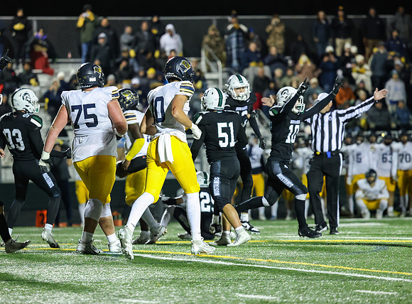 Mounds View vs Prior Lake Varsity Football 203