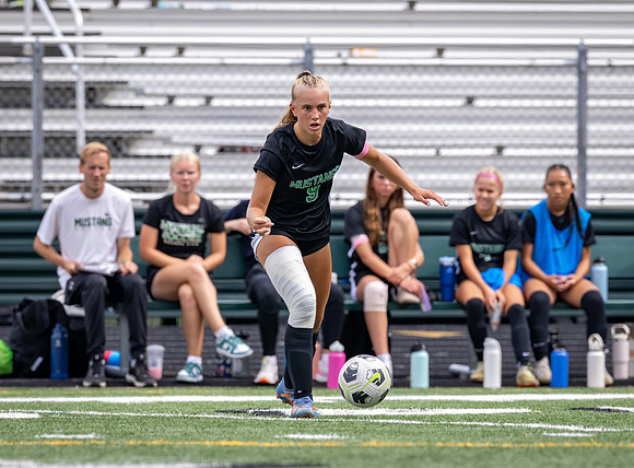 Mounds View vs Blaine Varsity Soccer 99
