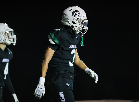 Mounds View vs Prior Lake Varsity Football 93