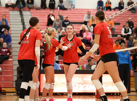 Centennial vs Anoka Girls Varsity Volleyball 87