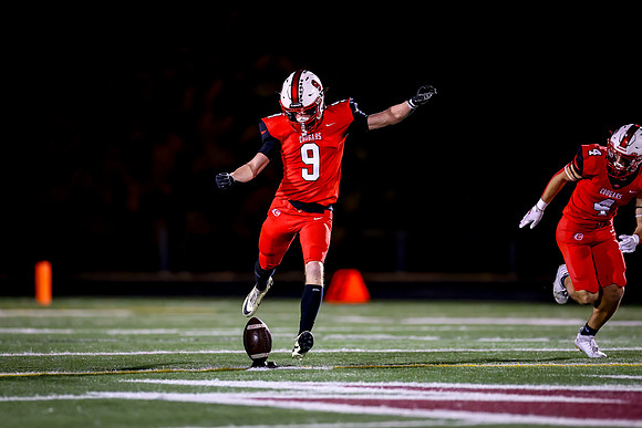 Centennial vs Rochester Mayo Varsity Football 252