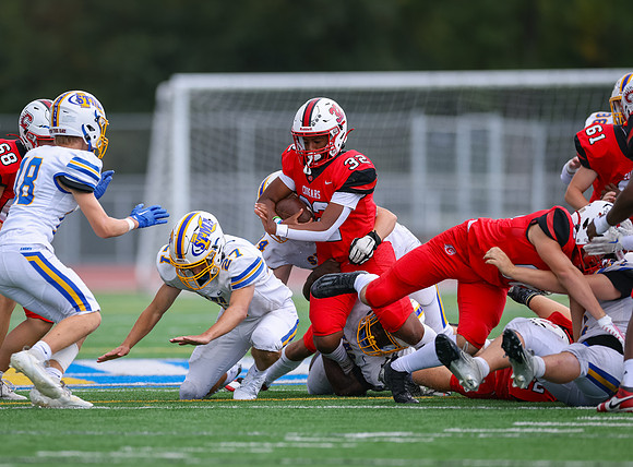 Centennial vs STMA JV Football 204