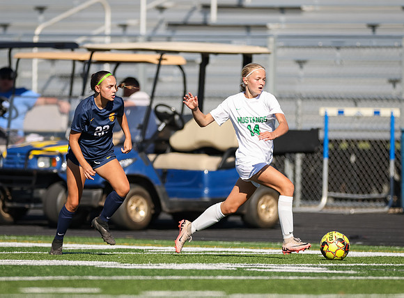 Mounds View vs Mahtomedi Girls Varisty Soccer 153