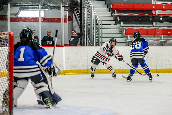 Centennial vs Roger JV Hockey 186