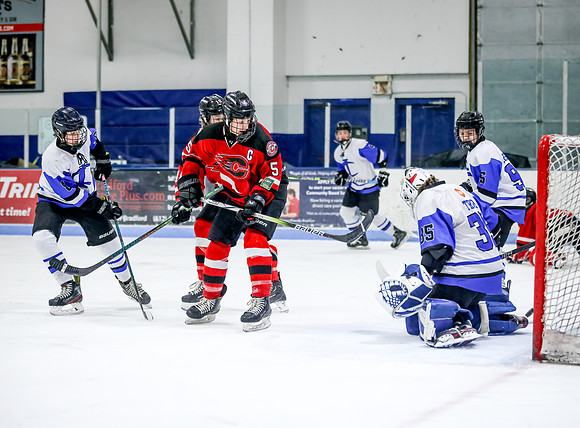 Centennial vs Cambridge Isanti Hockey 253