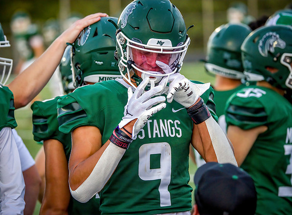 Mounds View vs Totino Grace Varsity Football 185
