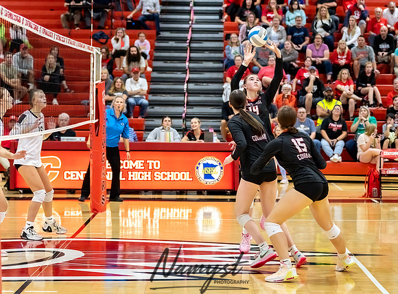 Centennial vs Andover Varsity Volleyball 200