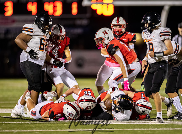 Centennial vs Osseo Varsity Football 213
