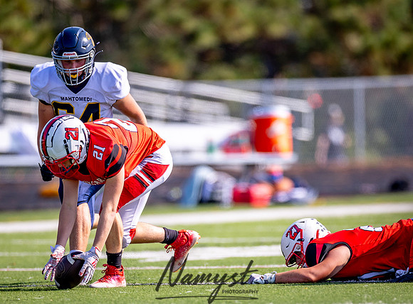 Centennial vs Mahtomedi JV Football 240