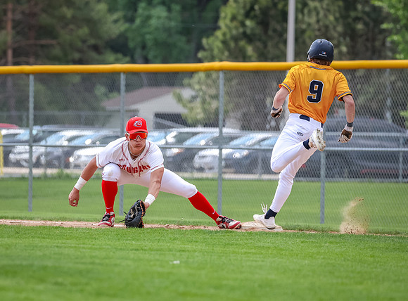 Centennial vs Mahtomedi Baseball 449