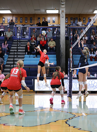 Centennial vs Blaine Girls Varsity Volleyball 11