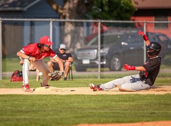 426 Centennial vs Eden Prairie 9th Grade Baseball Baseball