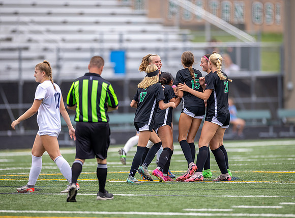 Mounds View vs Blaine Varsity Soccer 302